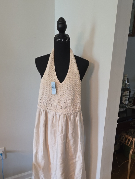 LOFT Dresses & Skirts - LOFT Cream Halter Crochet Bodice Midi Dress NWT. SIZE 2 P.